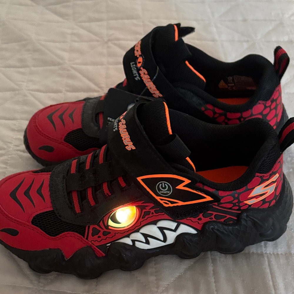 NWT! Skechers Kids Red and Black Light-Up Sneakers